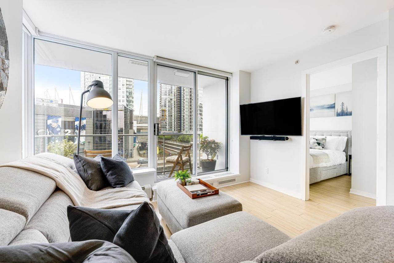 Heart Of Downtown 1 Bd Entire Condo - Pool, Gym, Parking, Office, Ac Vancouver Eksteriør bilde