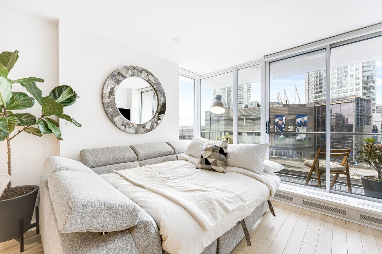 Heart Of Downtown 1 Bd Entire Condo - Pool, Gym, Parking, Office, Ac Vancouver Eksteriør bilde